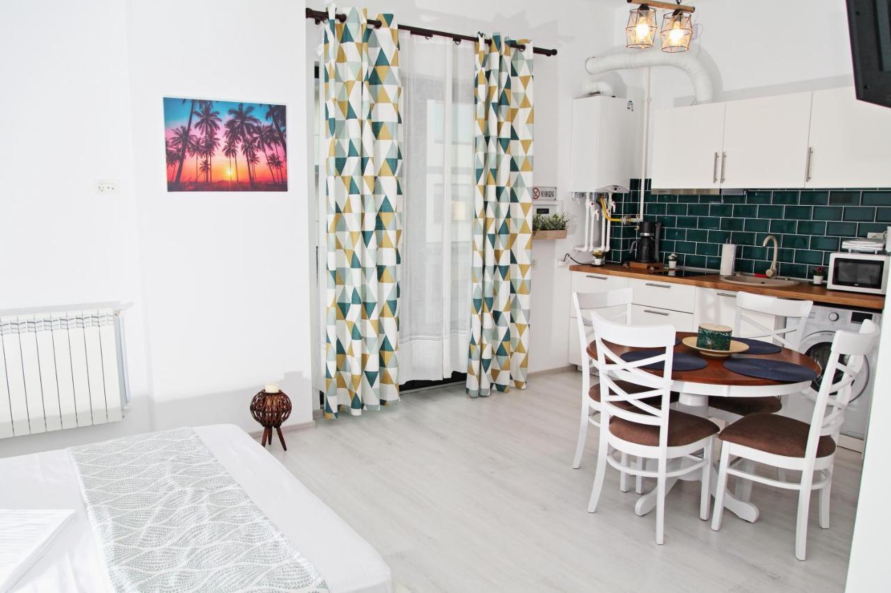 Năvodari Beach Breeze Residence מראה חיצוני תמונה